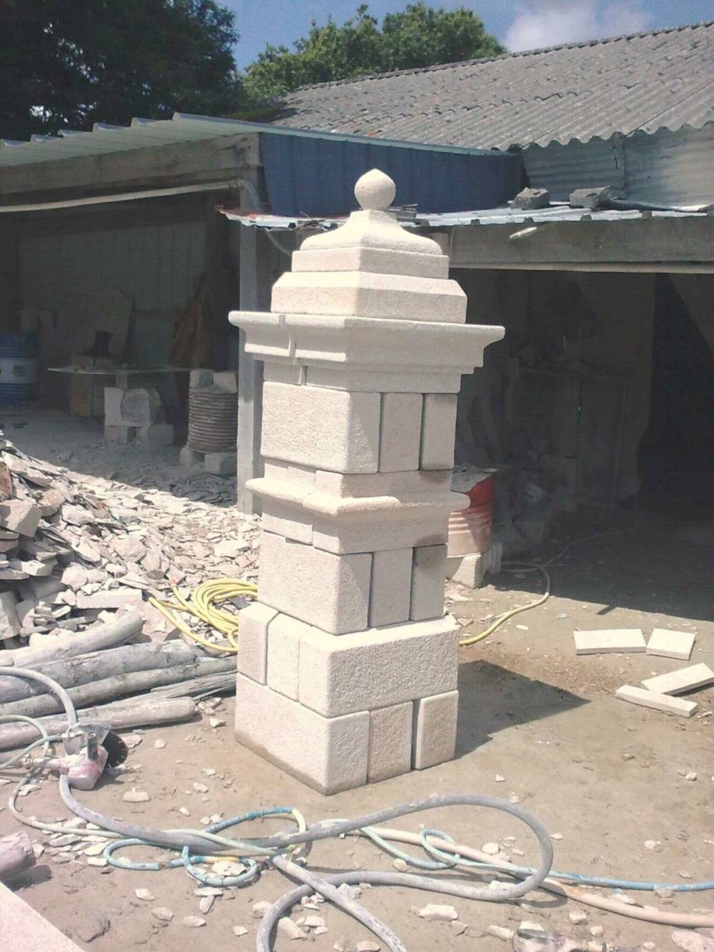 pilier en travaux
